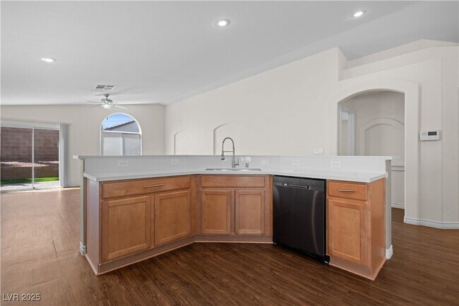 Building Photo - 3597 Cherbourg Ave