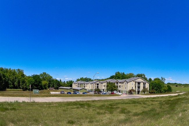 Building Photo - Shady Creek