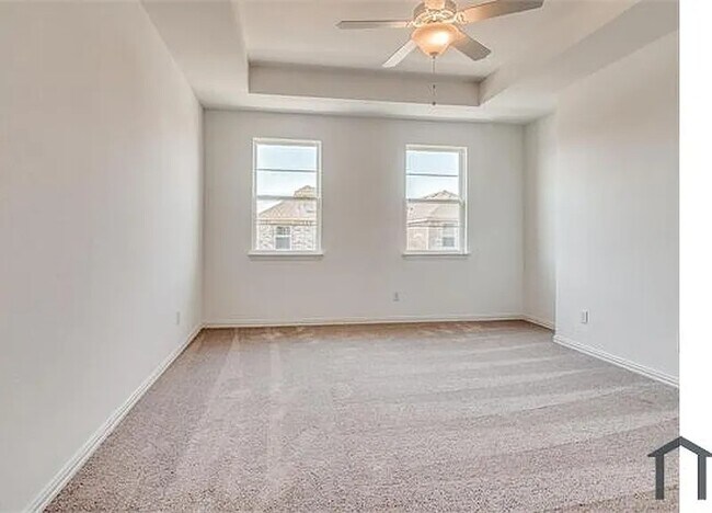 Building Photo - 7557 Regal Ln