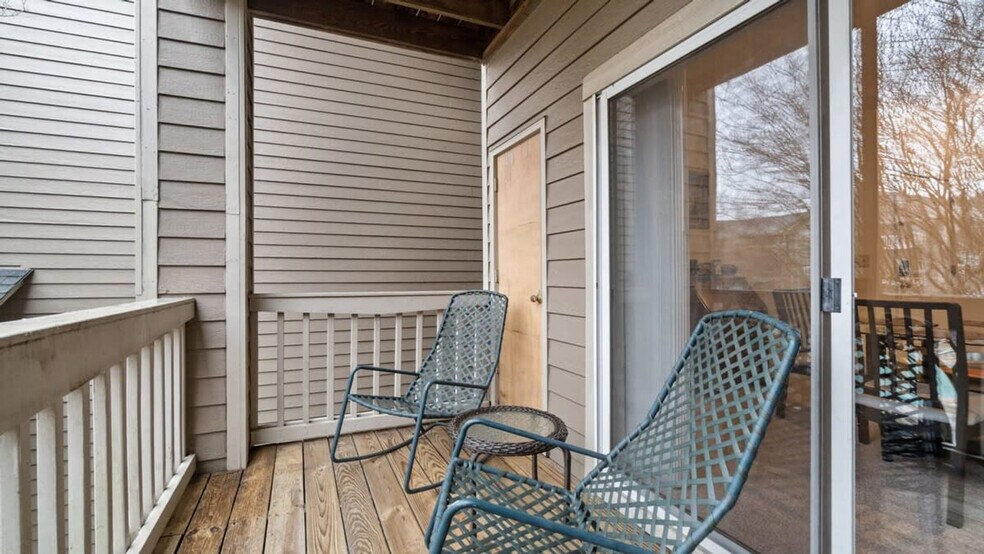 Building Photo - 3218 Eastover Ridge Dr