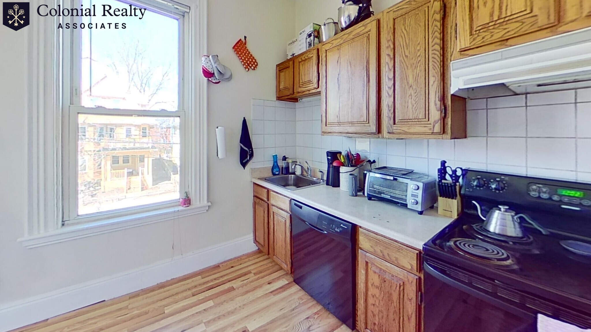 Building Photo - 38 Allston St
