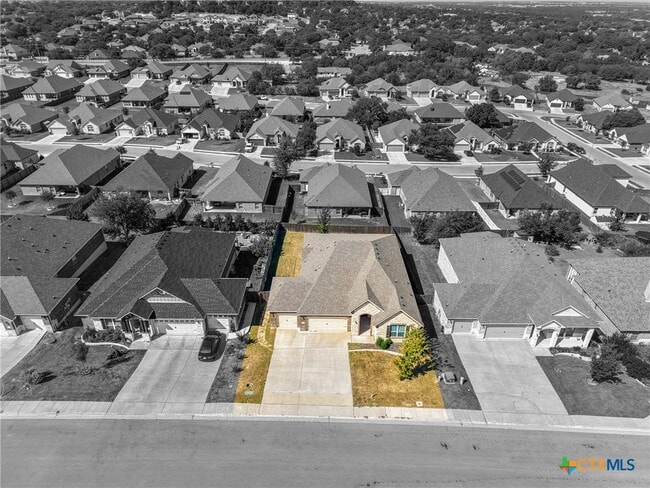 Building Photo - 2265 Wooster St