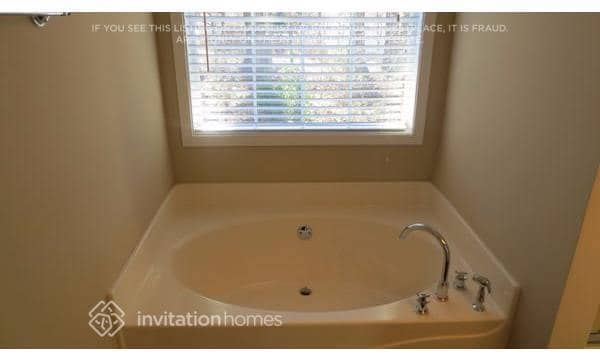 Building Photo - 4325 Briar Ridge Ln