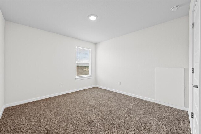 Building Photo - 224 Mystic Cyn Ln