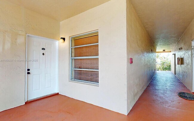 Building Photo - 15315 SW 106th Terrace