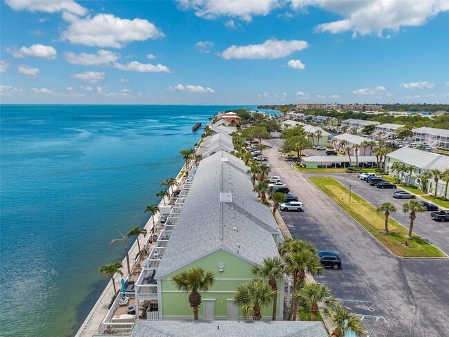 Building Photo - 4768 Coquina Key Dr SE