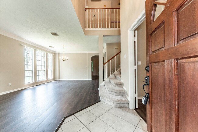 Building Photo - 2608 Leroy St