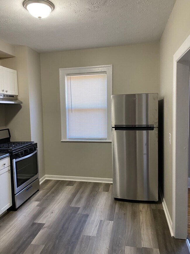 Building Photo - 486 Price Rd