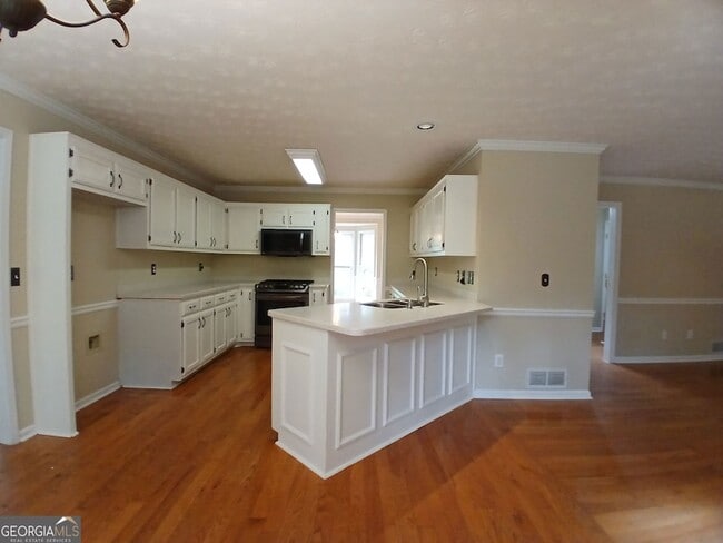 Building Photo - 4761 Habersham Way SE