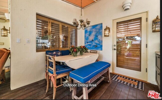 Building Photo - 9060 Harland Ave