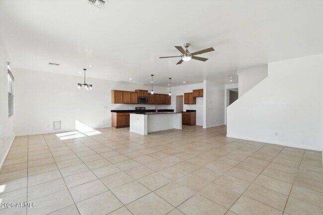 Building Photo - 37292 Yellowstone Dr