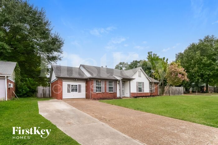 Building Photo - 5923 Willow Springs Dr