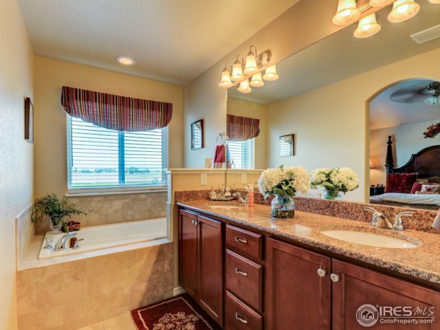 Building Photo - Executive Home in Liberty Ranch!