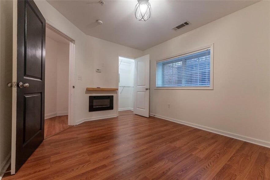 Building Photo - 1213 Watson Trl