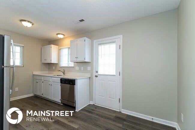 Building Photo - 1719 Hertford St