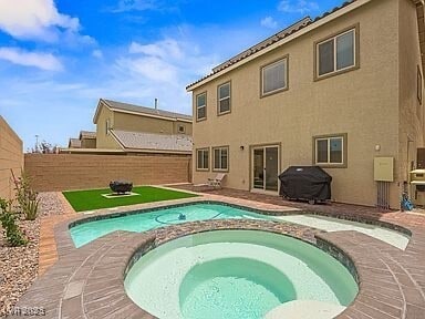 Building Photo - 9122 Island Wolf Ave