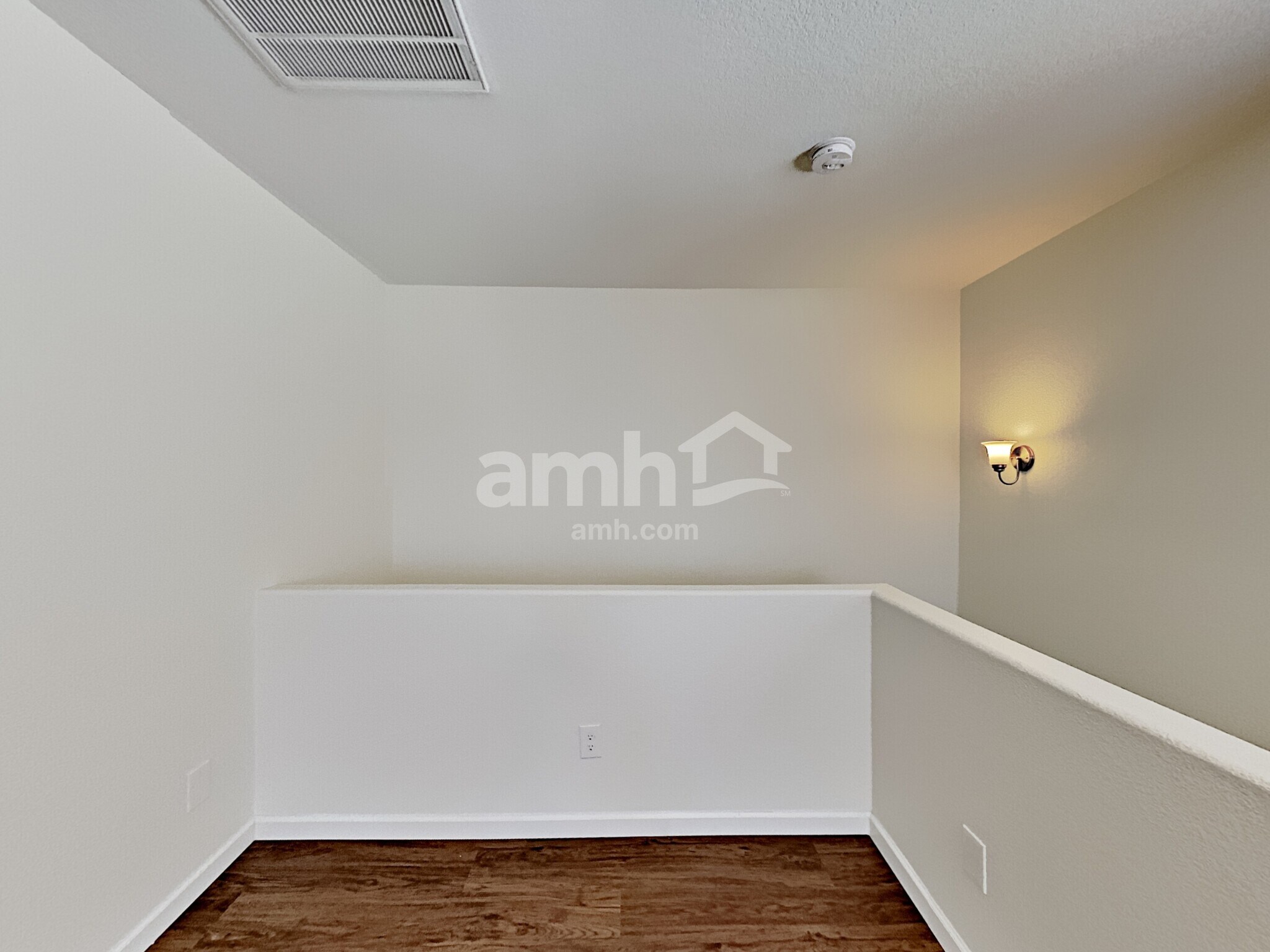 Building Photo - 40600 N Jay Ln