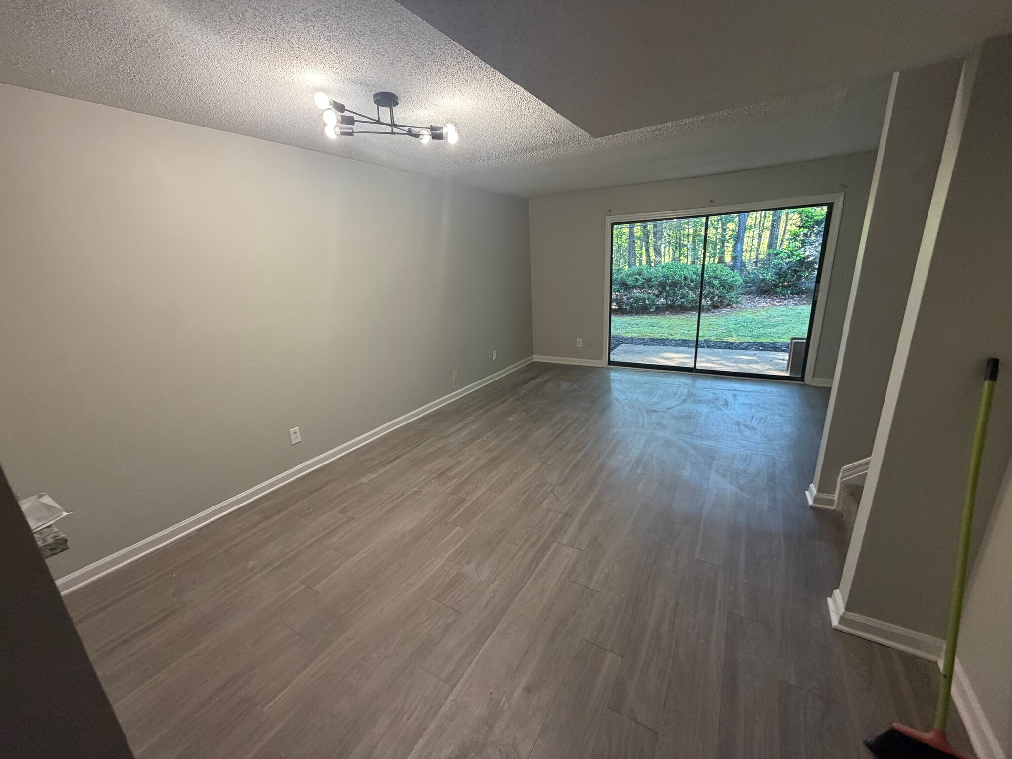 Building Photo - Room in Apartment on Winterbrook Ct