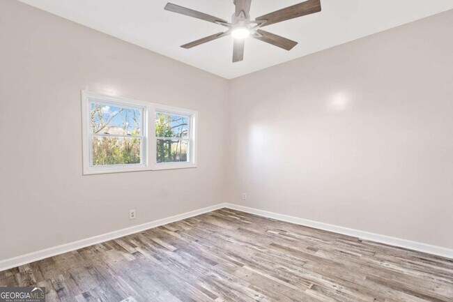 Building Photo - 125 Roosevelt St