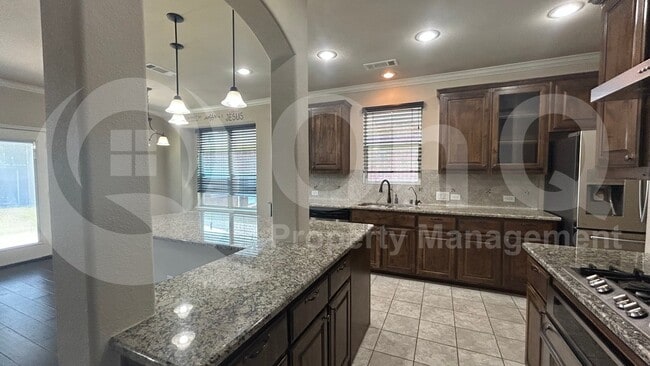 Building Photo - 705 Cypress Hill Dr