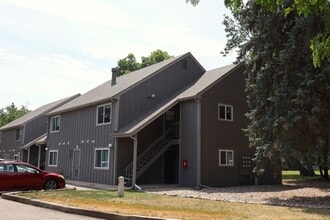 Building Photo - Central Fort Collins 2 Bedroom Condo