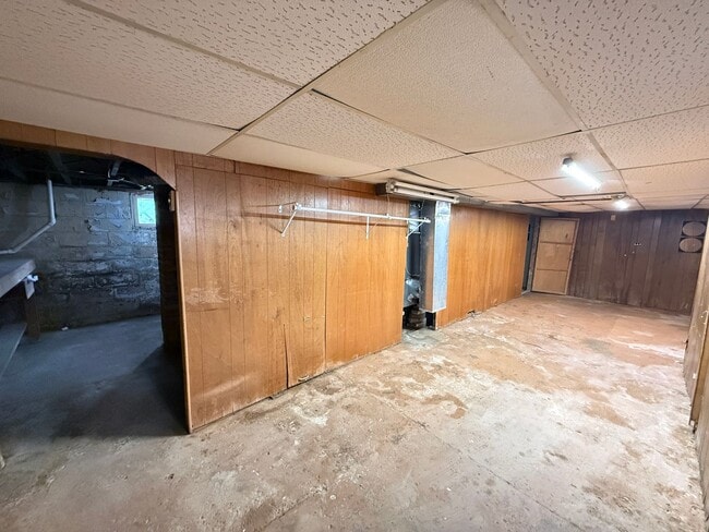 Building Photo - 174 Walcott Ave