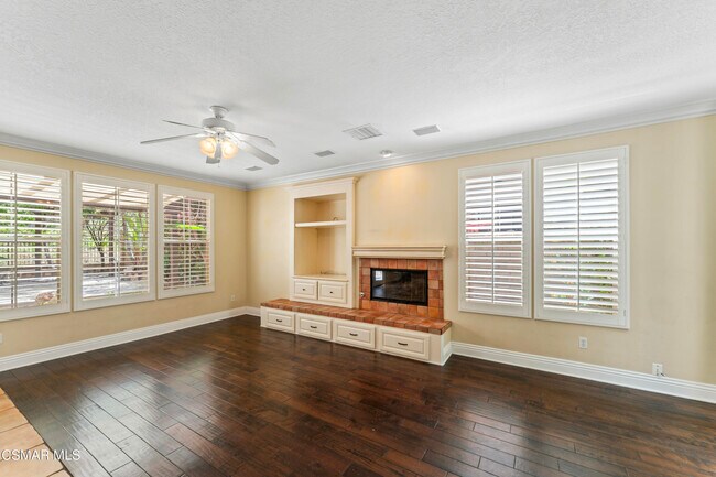 Building Photo - 186 Parkside Dr