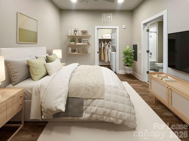 Building Photo - 500 W Trade St