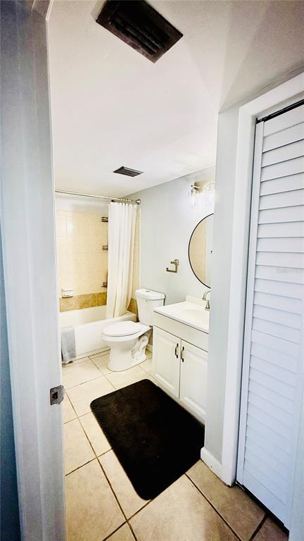 Building Photo - 2840 Somerset Park Dr