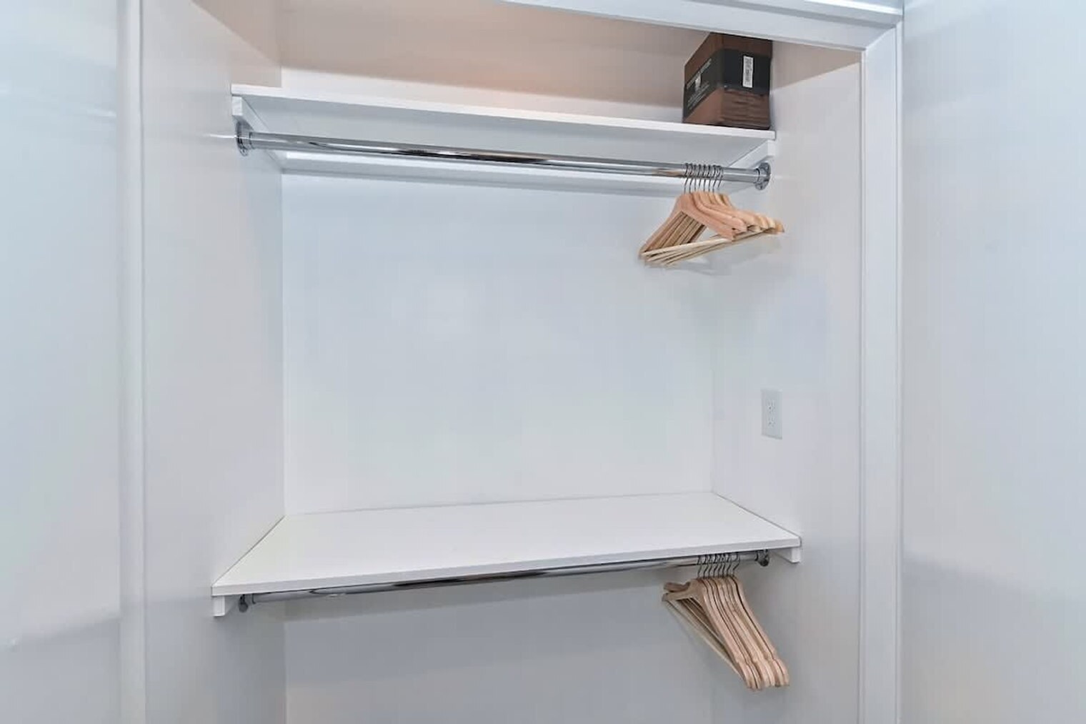 Building Photo - 510 Queens Rd