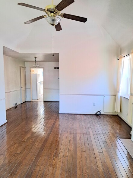 view of dining room - 1331 W 6th Ave