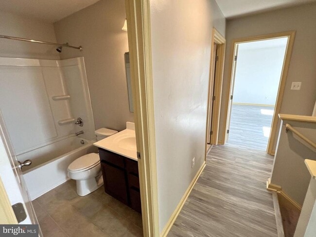 Building Photo - 3215 Pebble Run Dr
