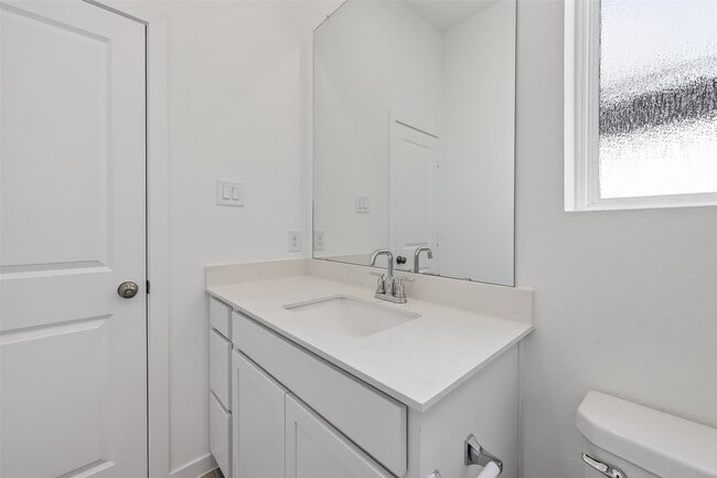 Building Photo - 21619 Colonial Medow Creek Trl