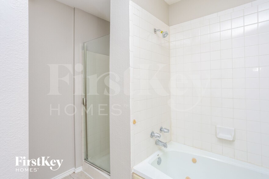 Building Photo - 6428 Teague Dr