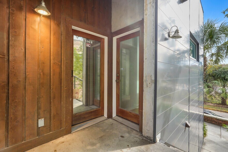 Building Photo - 536 Selma St