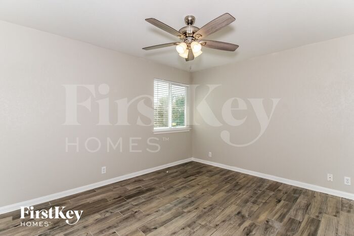 Building Photo - 2138 Brinkley Dr