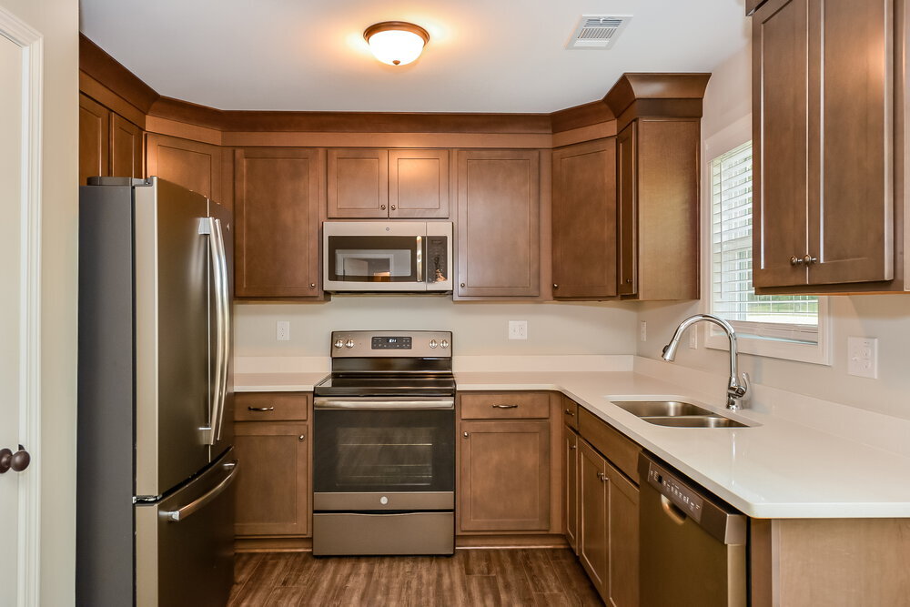 Building Photo - 320 Woodland Ridge Cir
