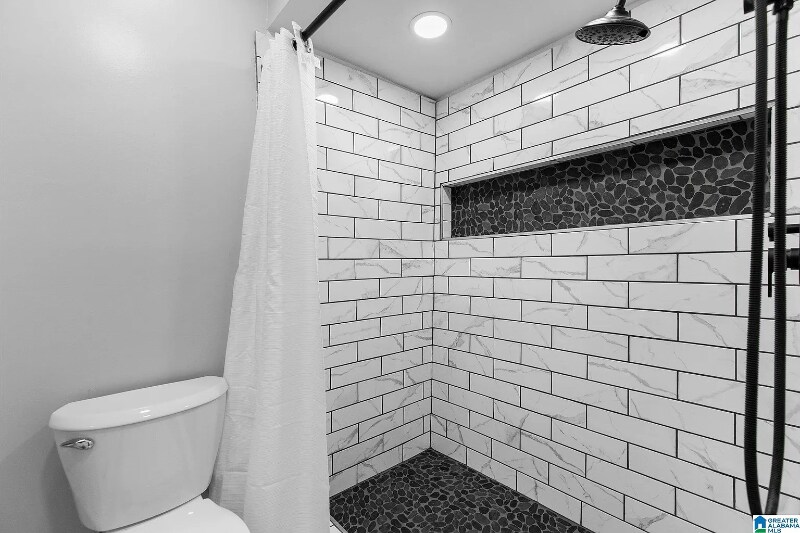 Building Photo - 3952 Rock Ridge Rd