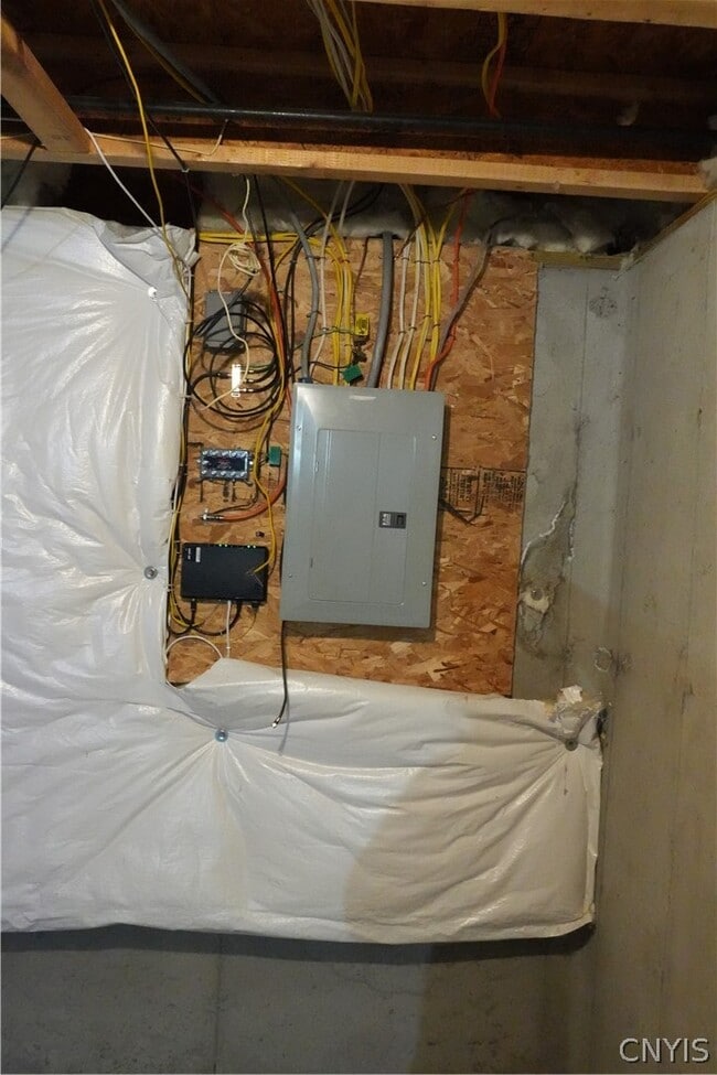 Building Photo - 5086 Minuteman Ln