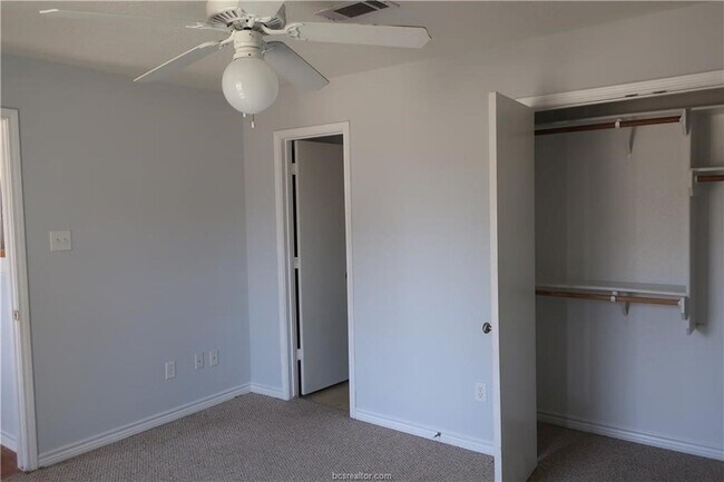 Building Photo - 4131 McFarland Dr