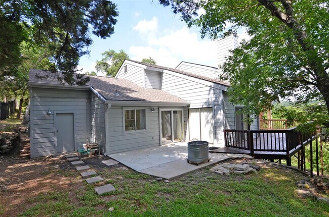 Building Photo - 4714 David Thomas Rd