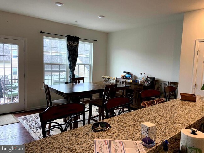 Building Photo - 311 Stafford Ct