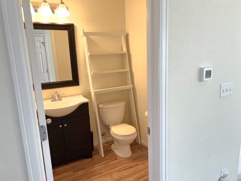 Building Photo - 1761 Silver Meadow Cir