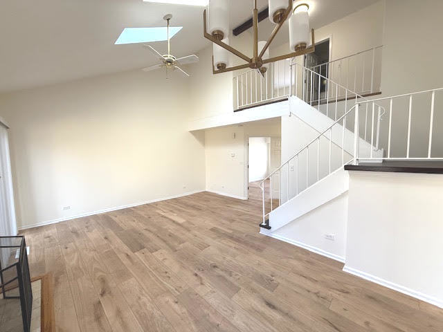 Building Photo - 171 N Clare Ct