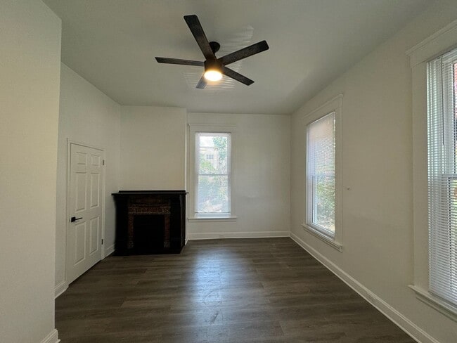 Building Photo - 7 Bed/3 Bath Mins. from UC Campus $775/pp ...