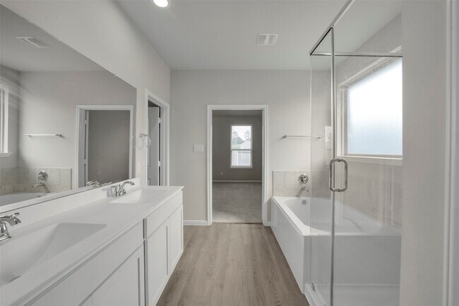 Building Photo - 31106 Durham Creek Ct