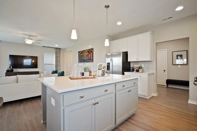 Building Photo - 3793 Shoal Way