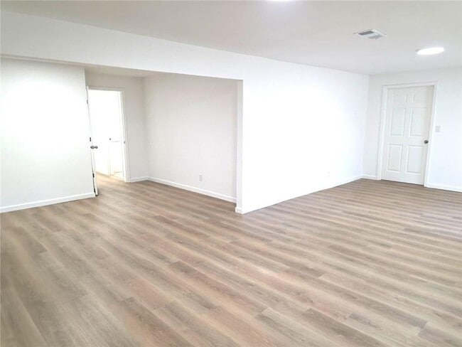 Building Photo - 3610 Muskie Ln