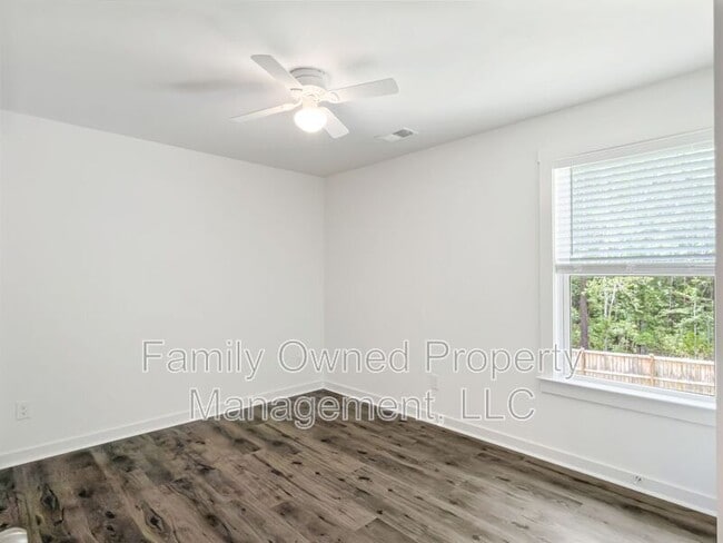 Building Photo - 187 Surfbird Rd