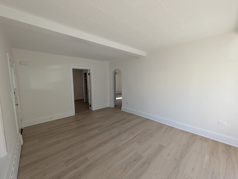 Building Photo - 1516 Lee St